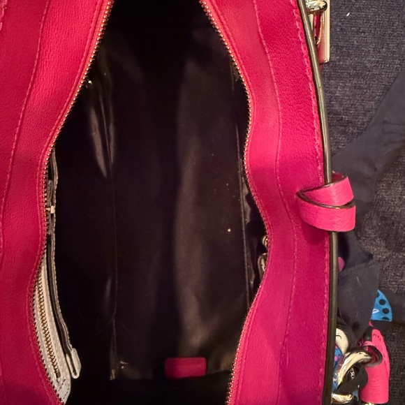 EUC (w/tags) Hendi Bendel Atrium Satchel w/Original Scarf - Picture 7 of 8